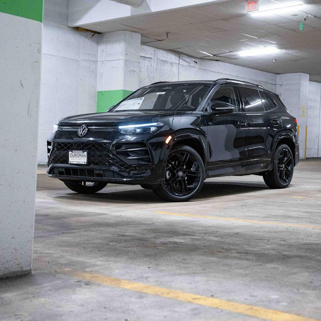 New 2026 Volkswagen Tiguan SE R-Line