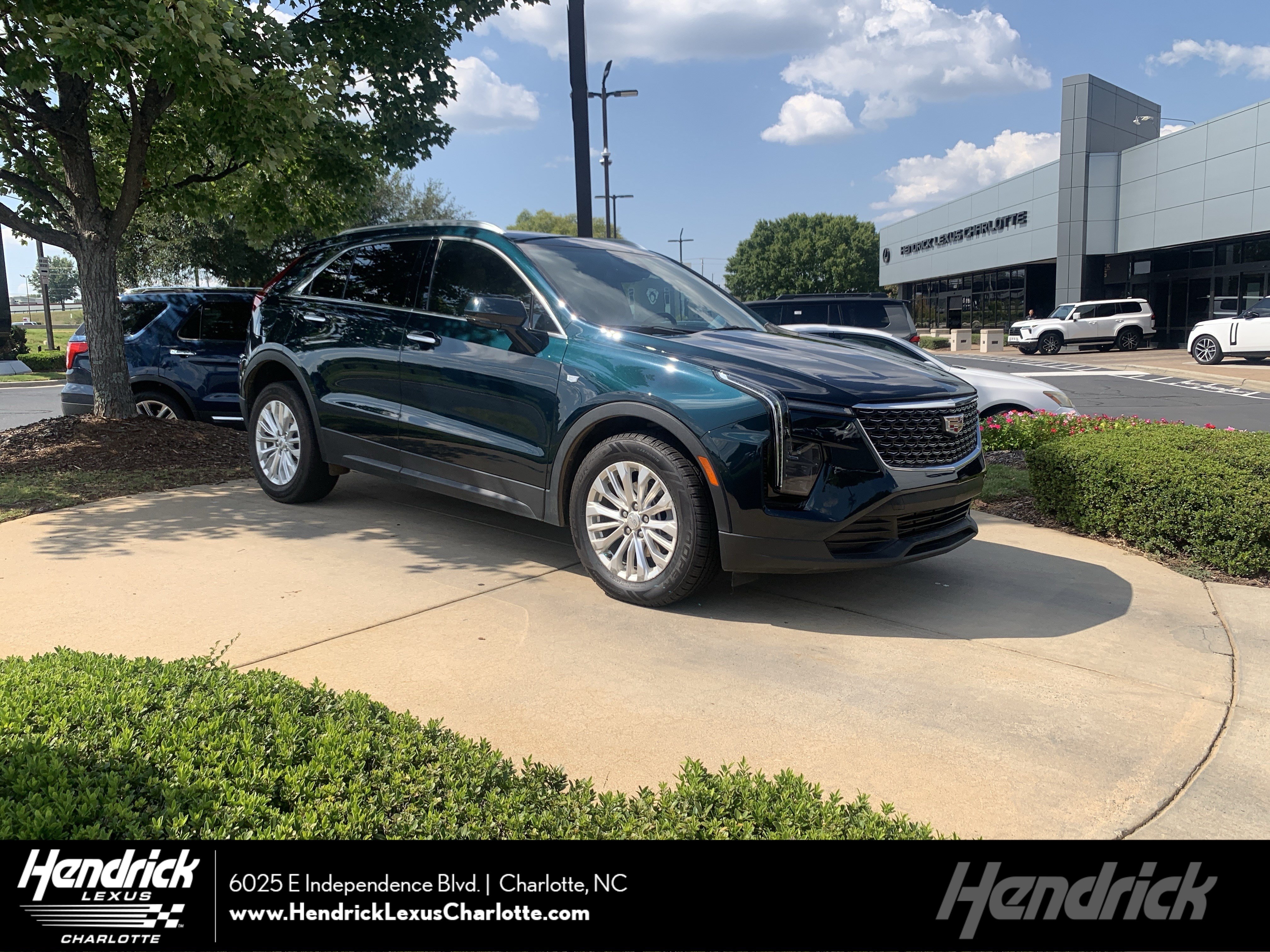 Used 2024 Cadillac XT4 Luxury w/ Cold Weather Package