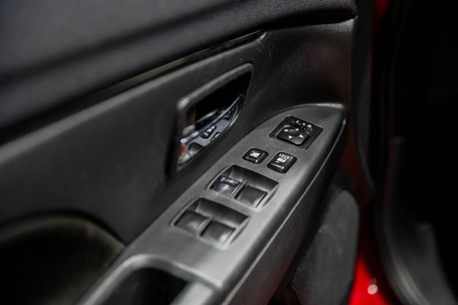 Used 2021 Mitsubishi Outlander Sport SE image 8