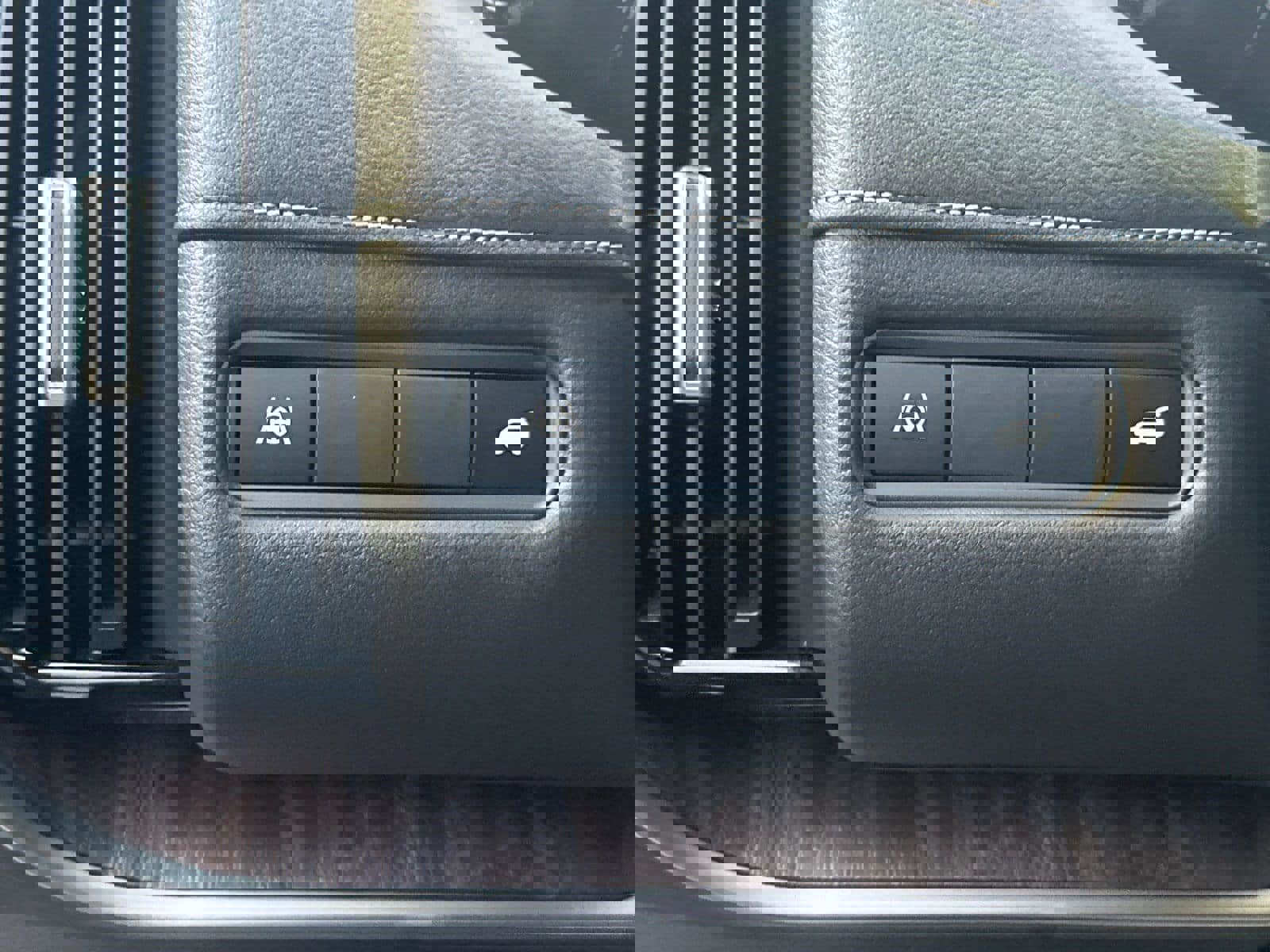 New 2026 Nissan Armada SL w/ Captain's Chari Seat Package image 32