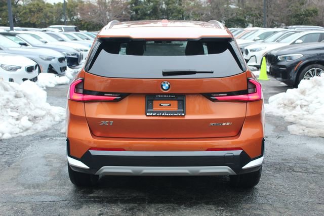 Certified 2023 BMW X1 xDrive28i w/ Convenience Package image 7
