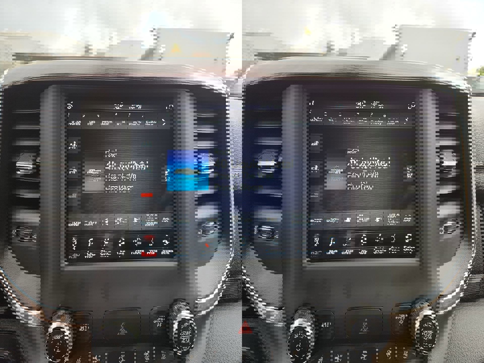 Certified 2019 RAM 1500 Laramie w/ Off Road Group image 12