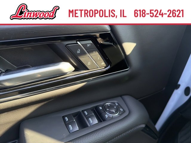 New 2026 GMC Yukon Denali w/ Sun & Power Step Package image 21