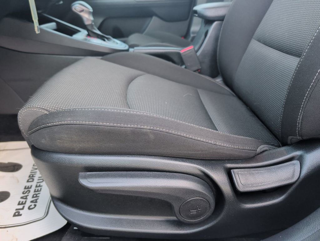 Used 2021 Kia Forte LXS image 9