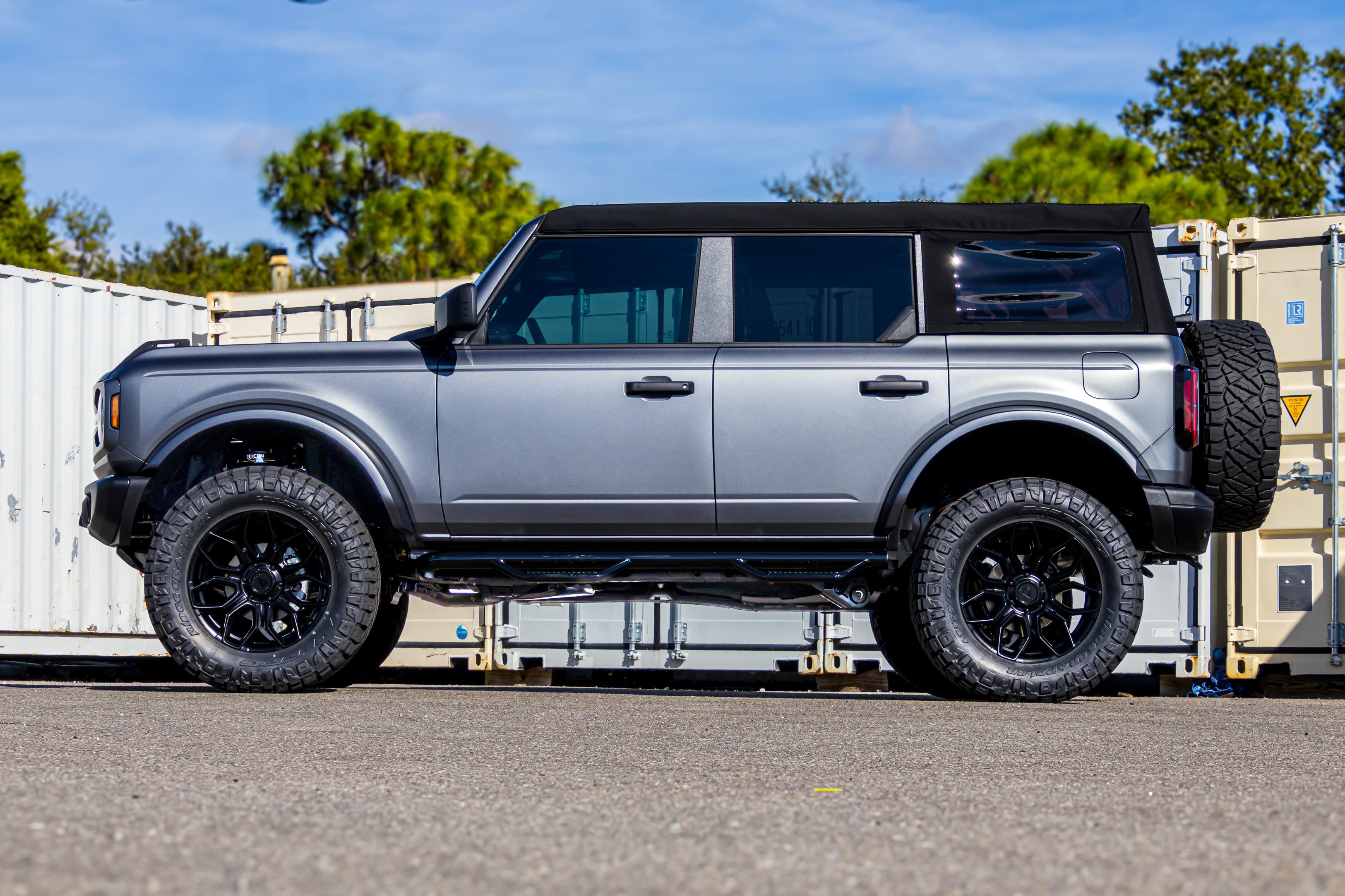 New 2025 Ford Bronco Badlands image 7