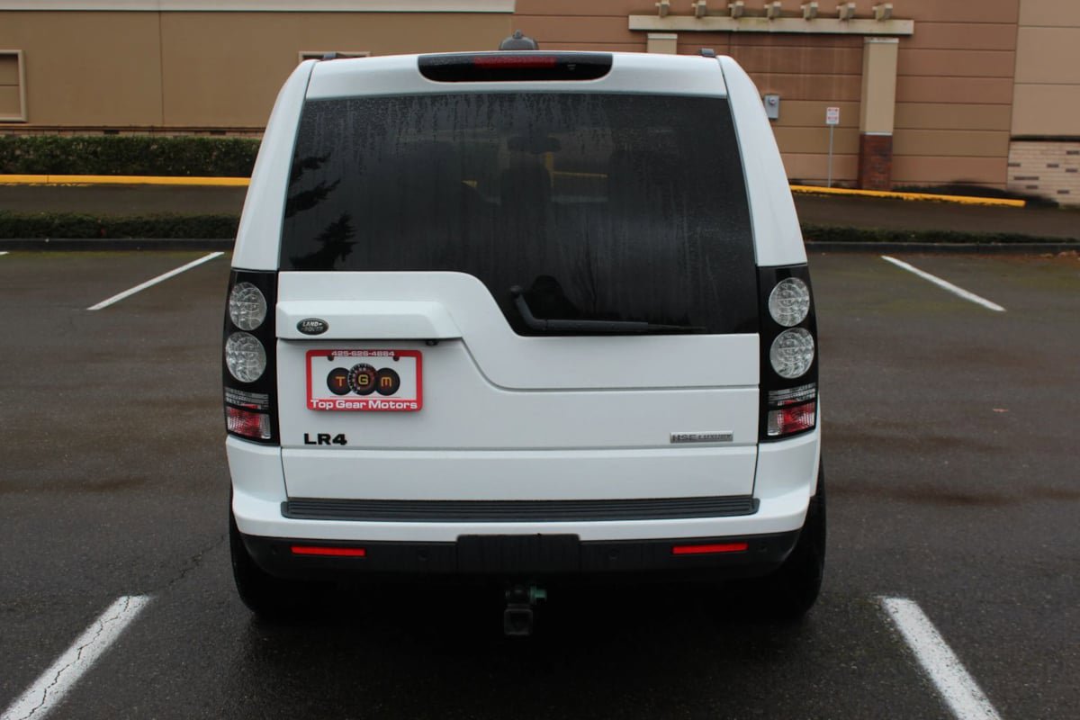 Used 2016 Land Rover LR4 HSE LUX AWD/4WD image 4