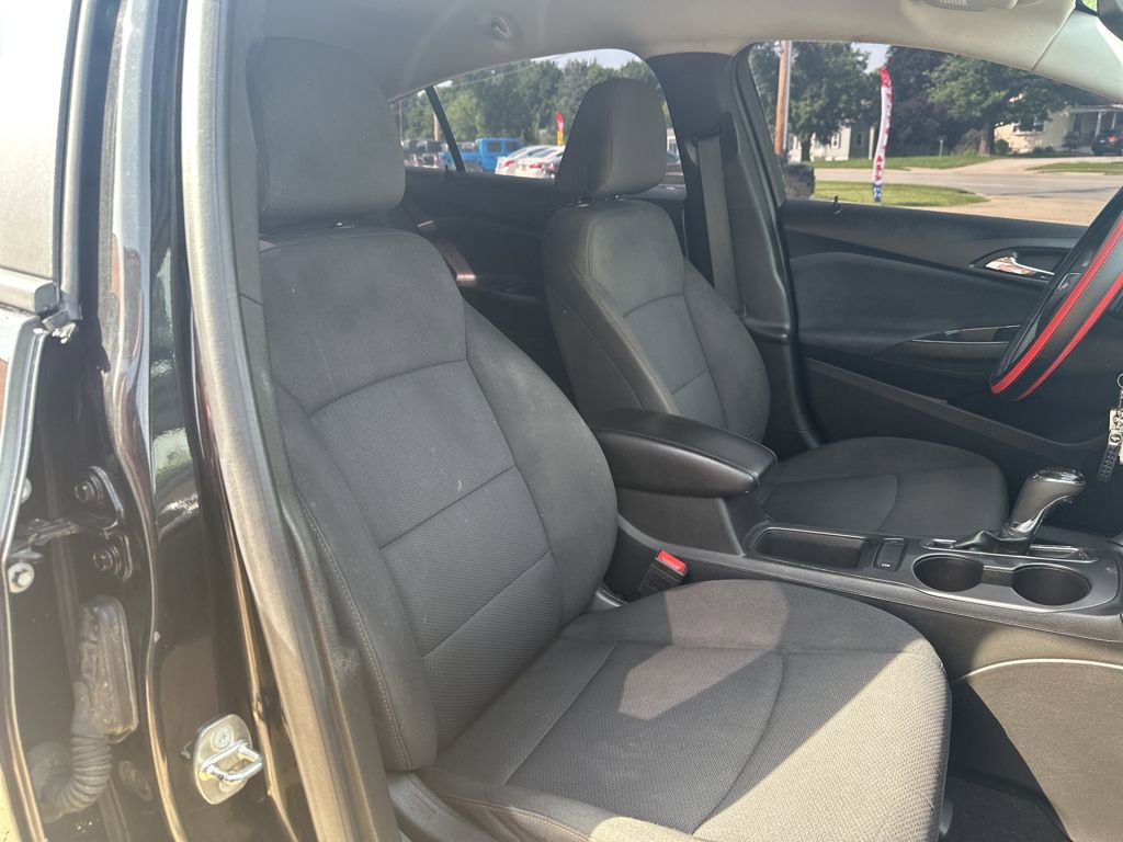 Used 2019 Chevrolet Cruze LS w/ LS Convenience Package image 67