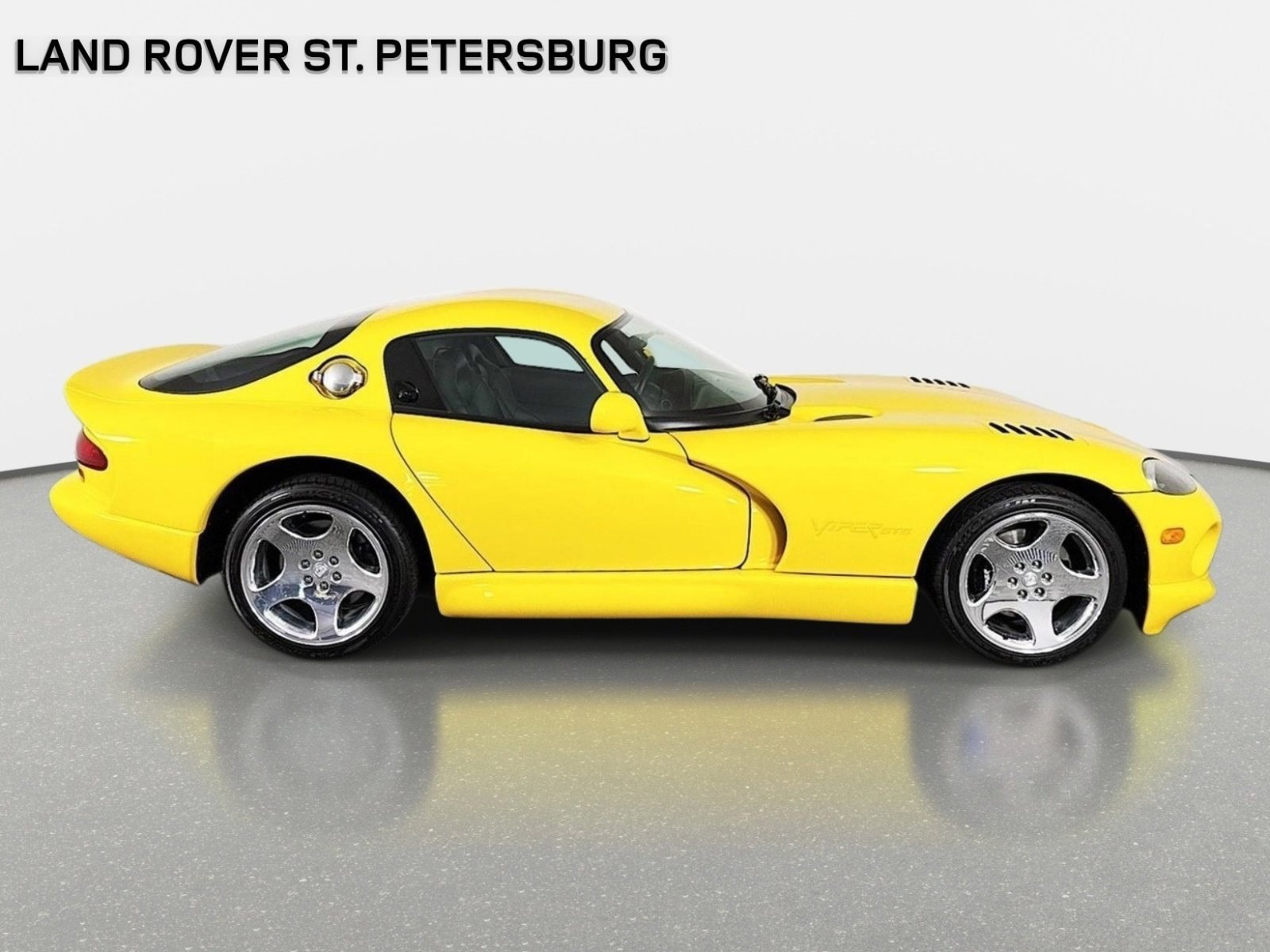 Used 2001 Dodge Viper GTS RWD image 4