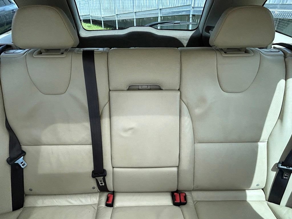 Used 2014 Volvo XC60 3.2 FWD image 13