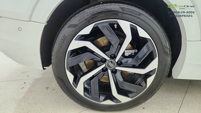 Used 2024 Audi Q8 e-tron Prestige w/ Prestige Package AWD/4WD image 61