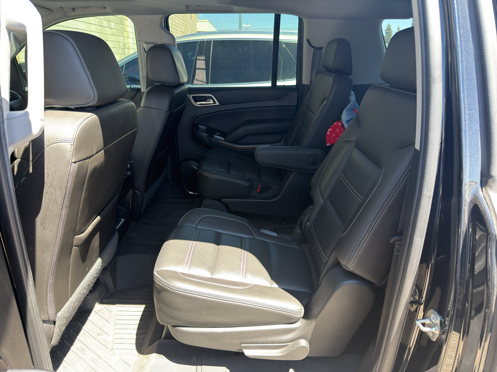 Used 2019 GMC Yukon XL Denali AWD/4WD image 4