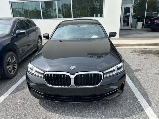 Used 2021 BMW 530e RWD image 2