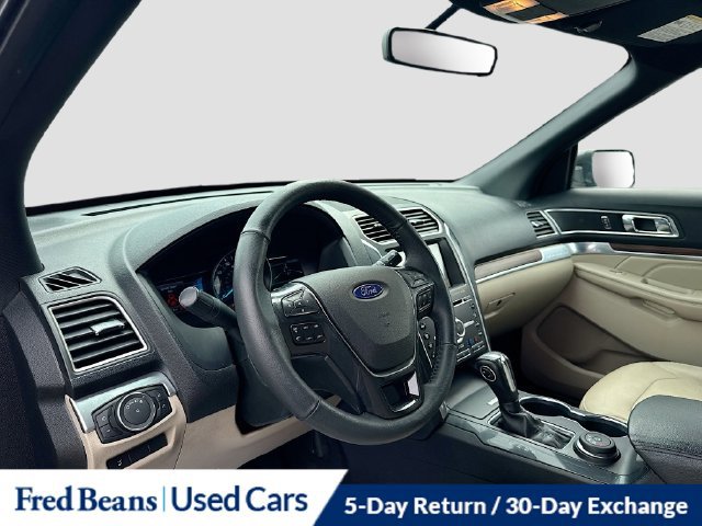Used 2018 Ford Explorer Limited AWD/4WD image 14