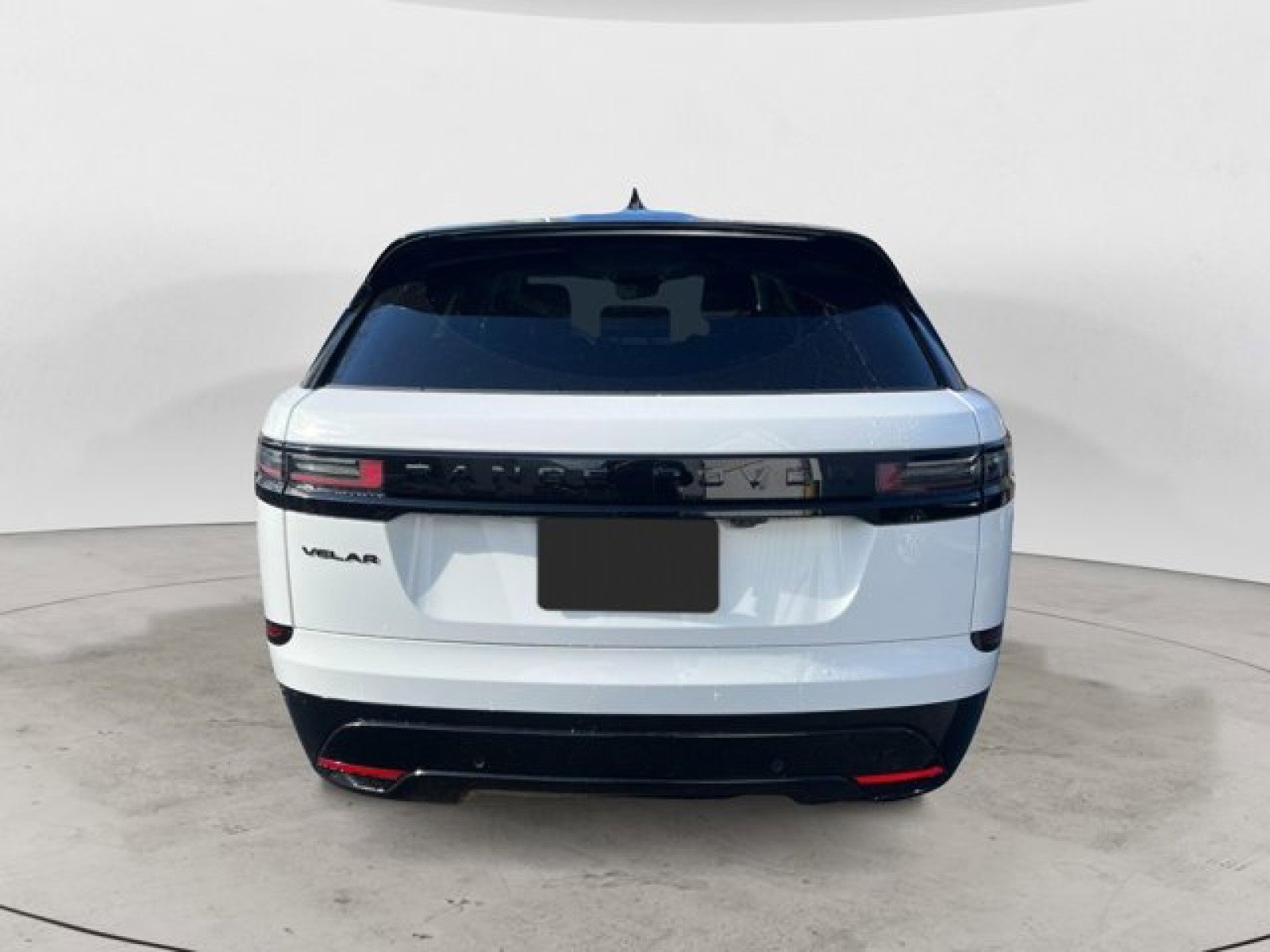 New 2025 Land Rover Range Rover Velar Dynamic SE image 4