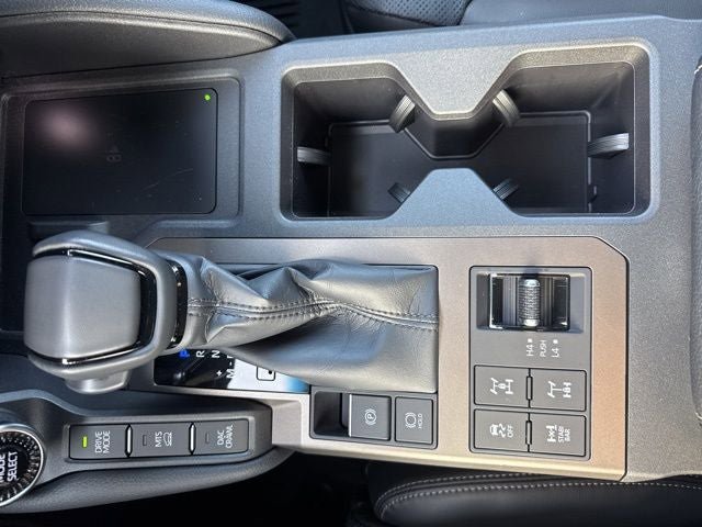 Used 2024 Toyota Land Cruiser image 42