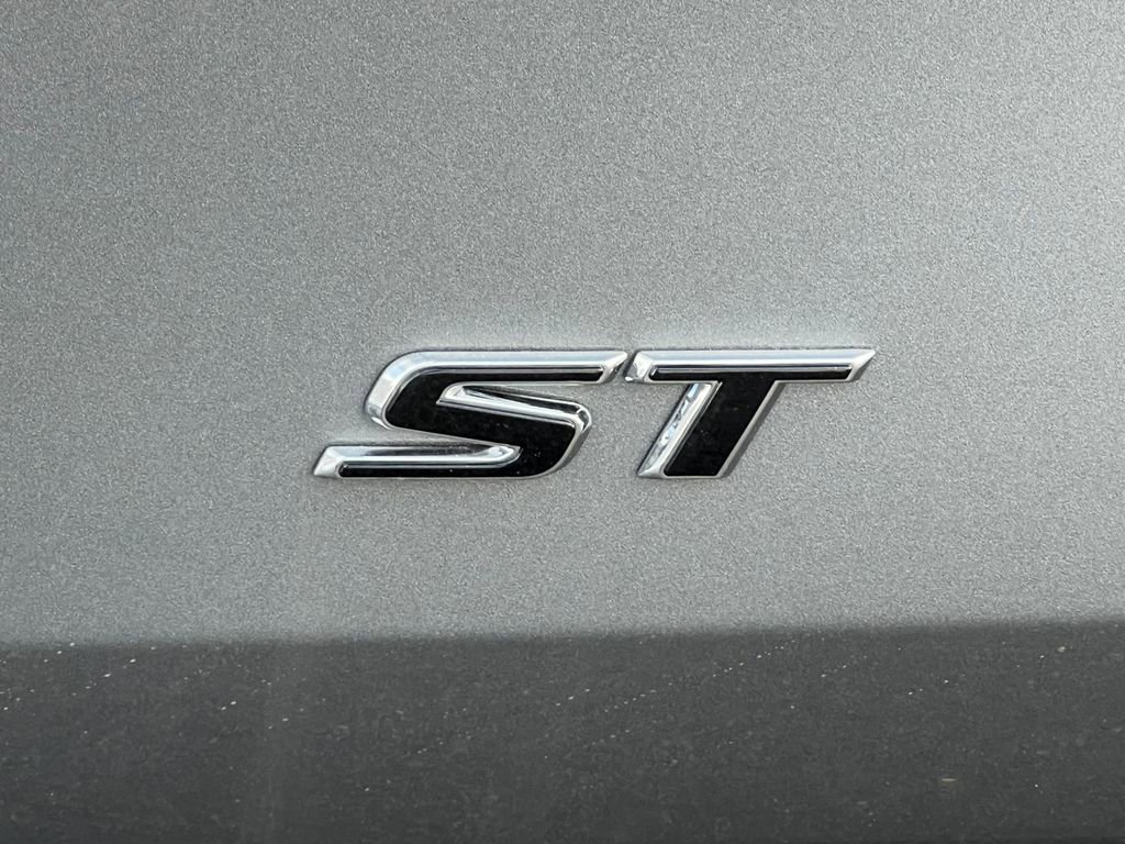 New 2026 Buick Encore GX Sport Touring w/ Comfort Package video 2