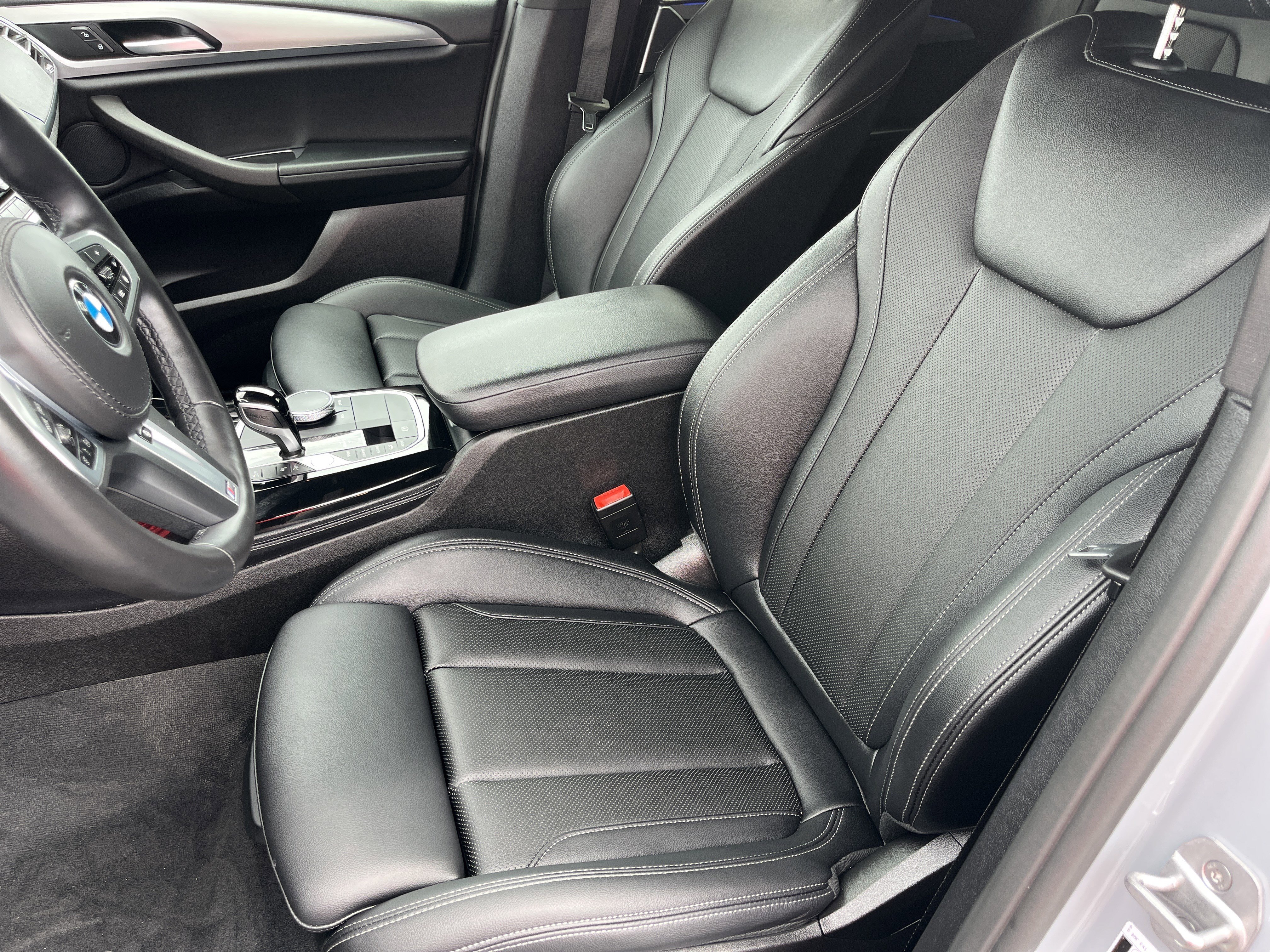 Used 2025 BMW X4 xDrive30i image 20