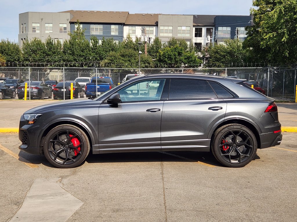 New 2027 Audi RS Q8 performance AWD/4WD image 7