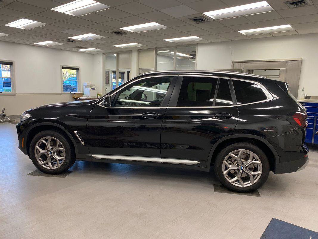 Used 2024 BMW X3 xDrive30i w/ Convenience Package w/ZPA image 2