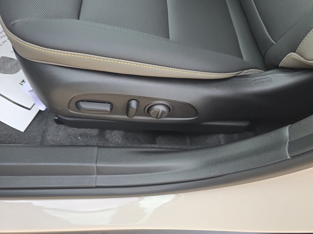New 2026 Chevrolet Trax ACTIV w/ Driver Confidence Package FWD image 20
