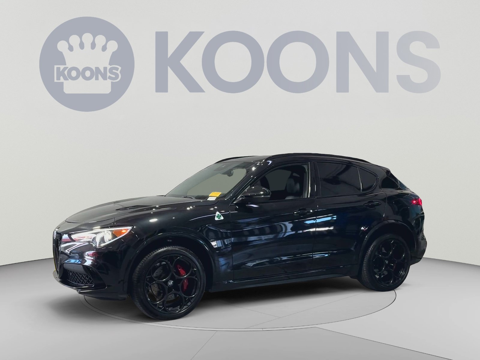 Used 2022 Alfa Romeo Stelvio Quadrifoglio w/ Active Assist Plus Package AWD/4WD image 7