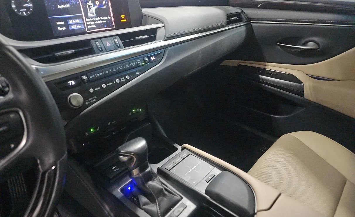 Used 2021 Lexus ES 350 w/ Premium Package image 9