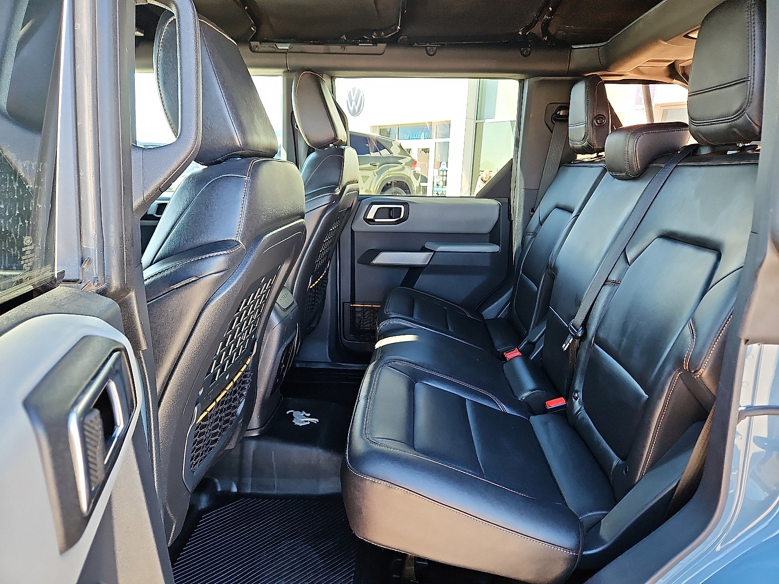 Used 2021 Ford Bronco Badlands image 9