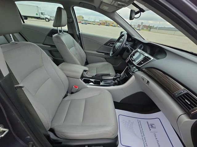 Used 2016 Honda Accord EX-L image 31