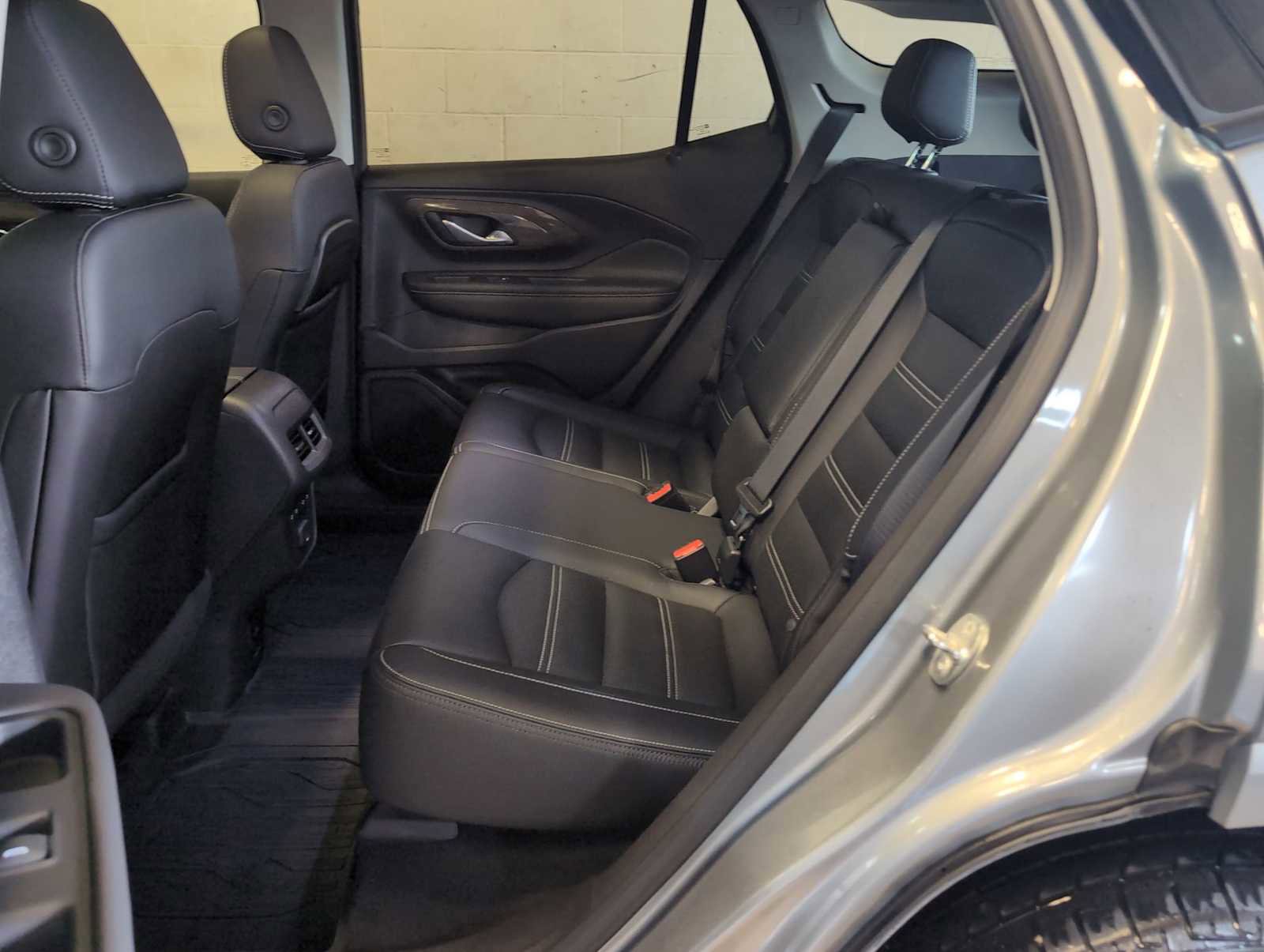 Used 2023 GMC Terrain Denali w/ Denali Premium Package image 26