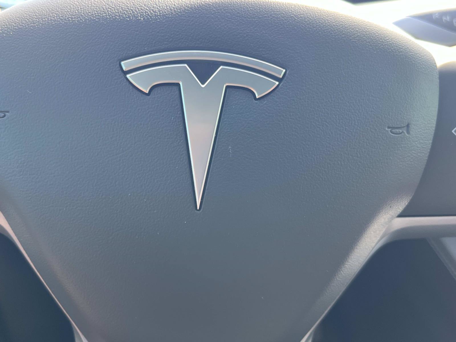 Used 2022 Tesla Model Y Long Range AWD/4WD image 35