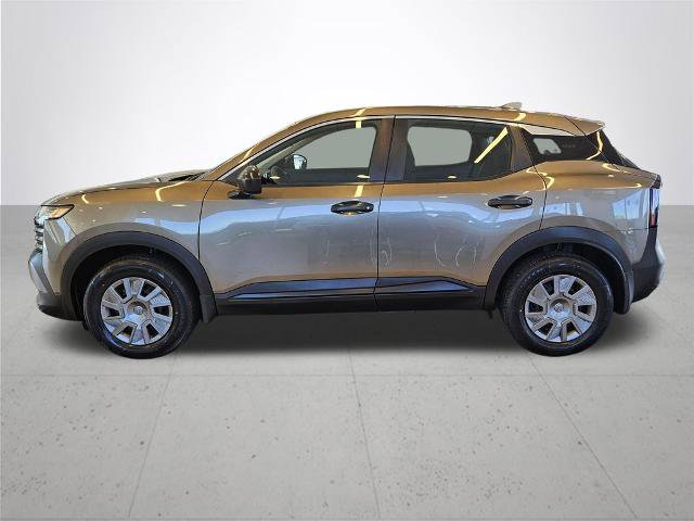 Certified 2025 Nissan Kicks S image 11