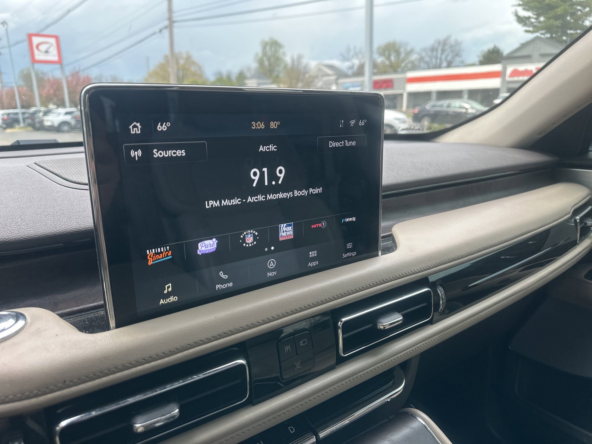 Used 2020 Lincoln Aviator Reserve w/ Equipment Group 202A image 20