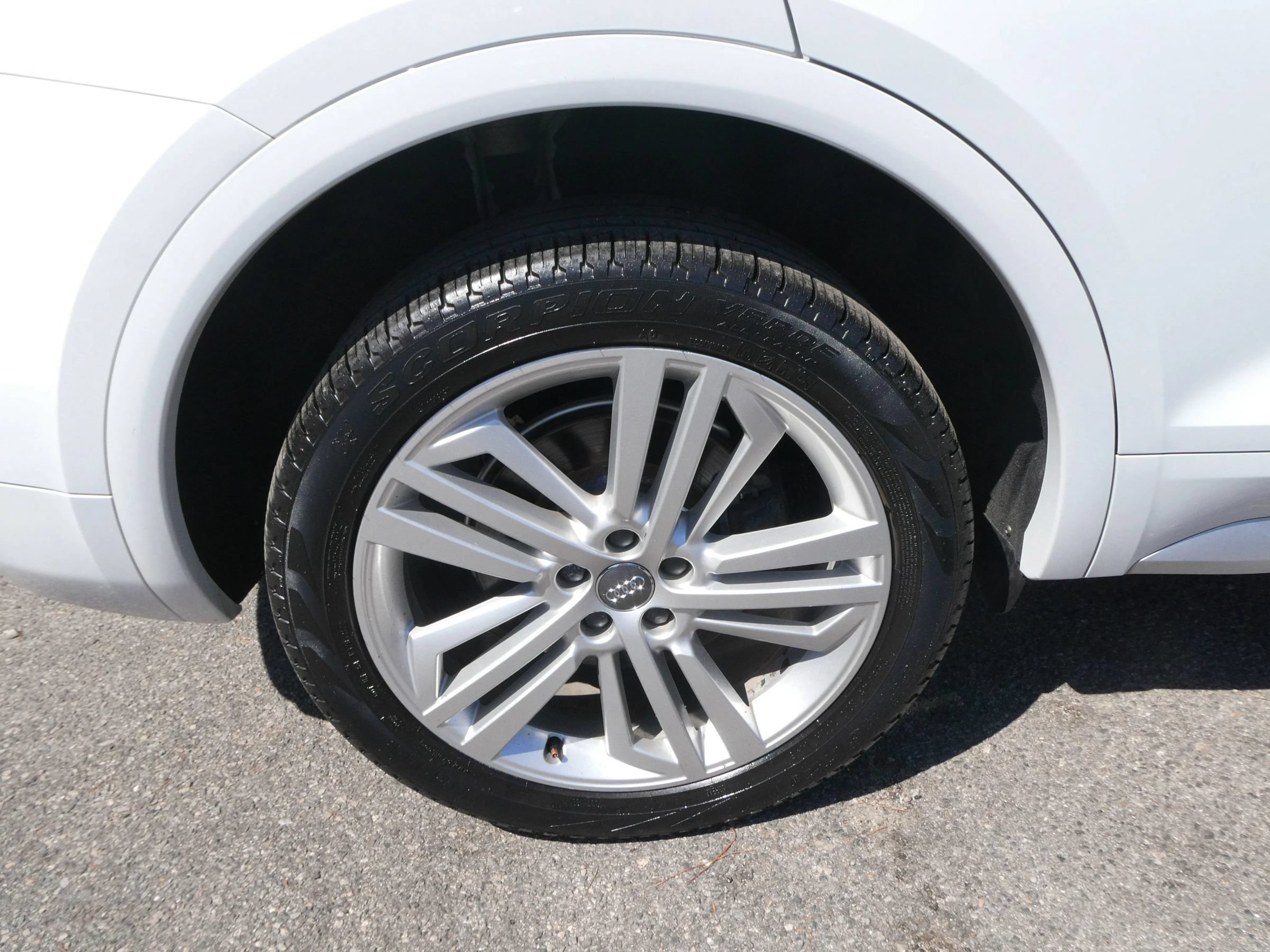 Used 2020 Audi Q5 2.0T Premium Plus w/ Premium Plus Package AWD/4WD image 36