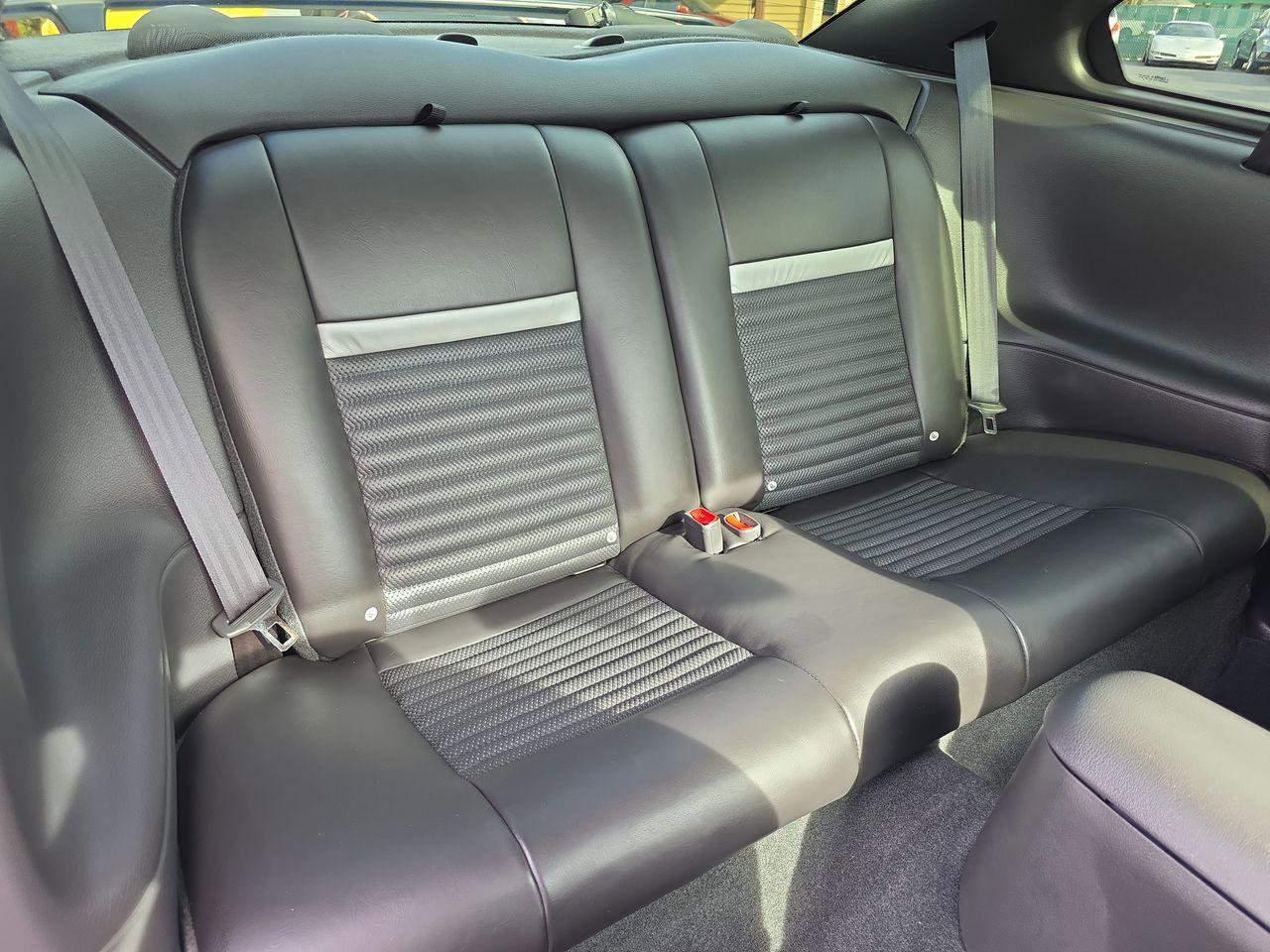 Used 2004 Ford Mustang Mach 1 image 7