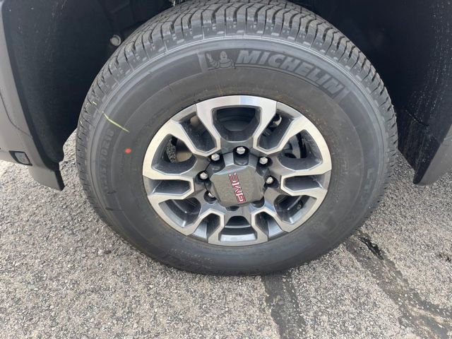 Used 2025 GMC Sierra 2500 SLE w/ Max Trailering Package image 10