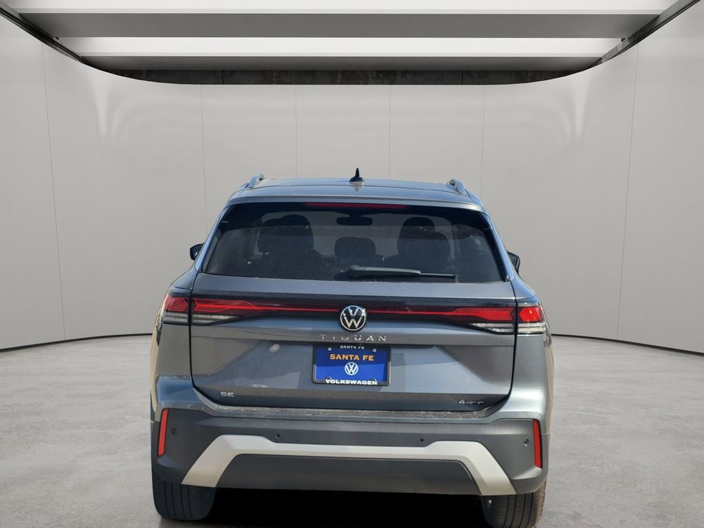 New 2025 Volkswagen Tiguan SE AWD/4WD image 3