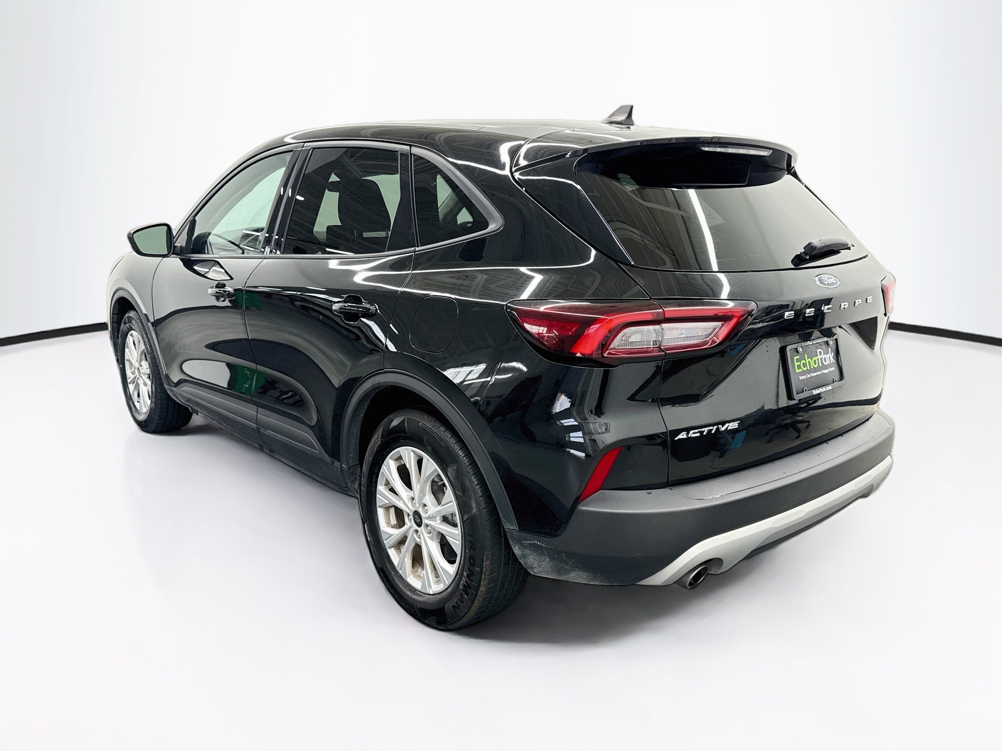 Used 2025 Ford Escape Active FWD image 5