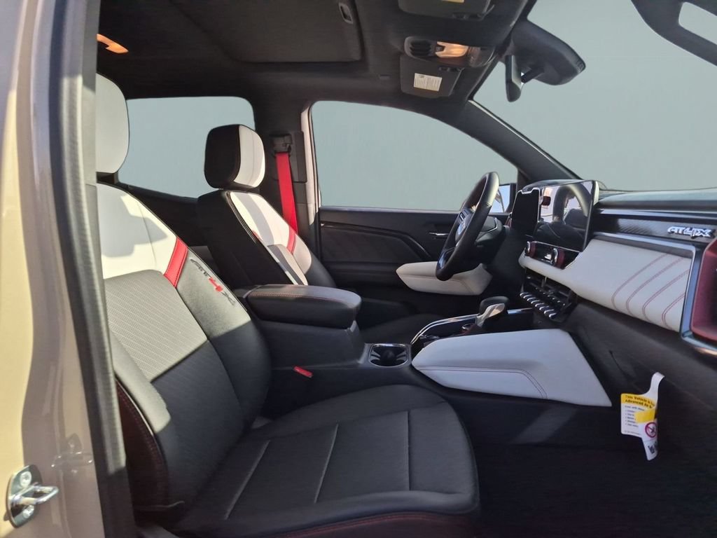 Used 2023 GMC Canyon AT4X w/ Edition 1 AWD/4WD image 29