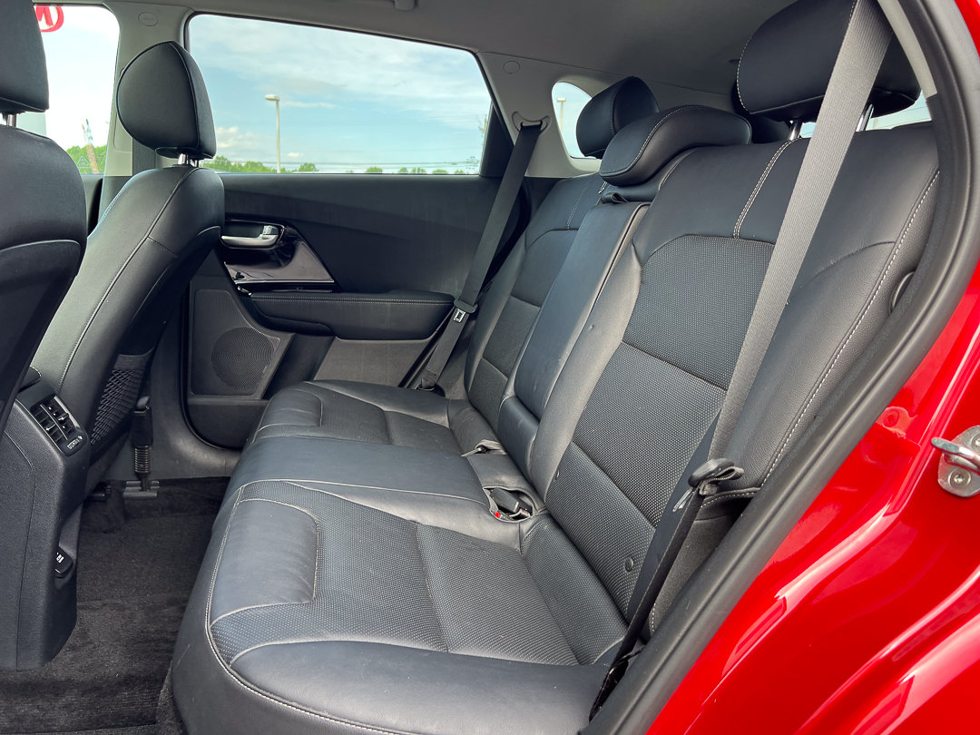 Used 2019 Kia Niro EX w/ Option Group 040 FWD image 25