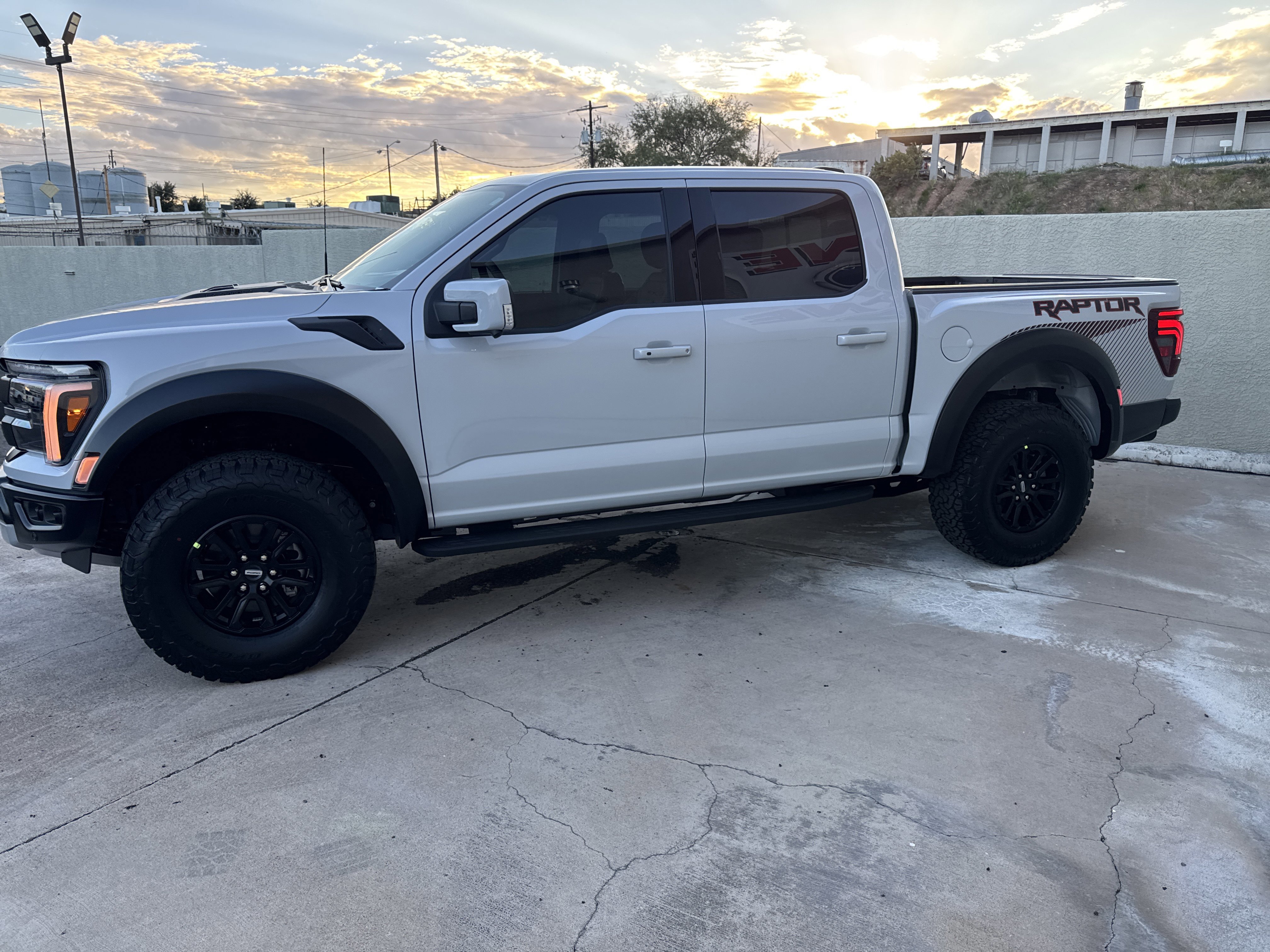 New 2025 Ford F150 Raptor image 4