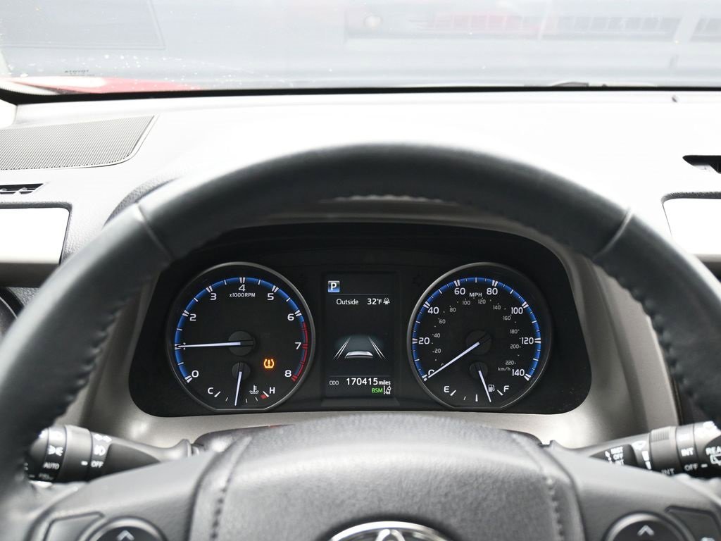 Used 2017 Toyota RAV4 XLE w/ Premium Extra Value Package image 49