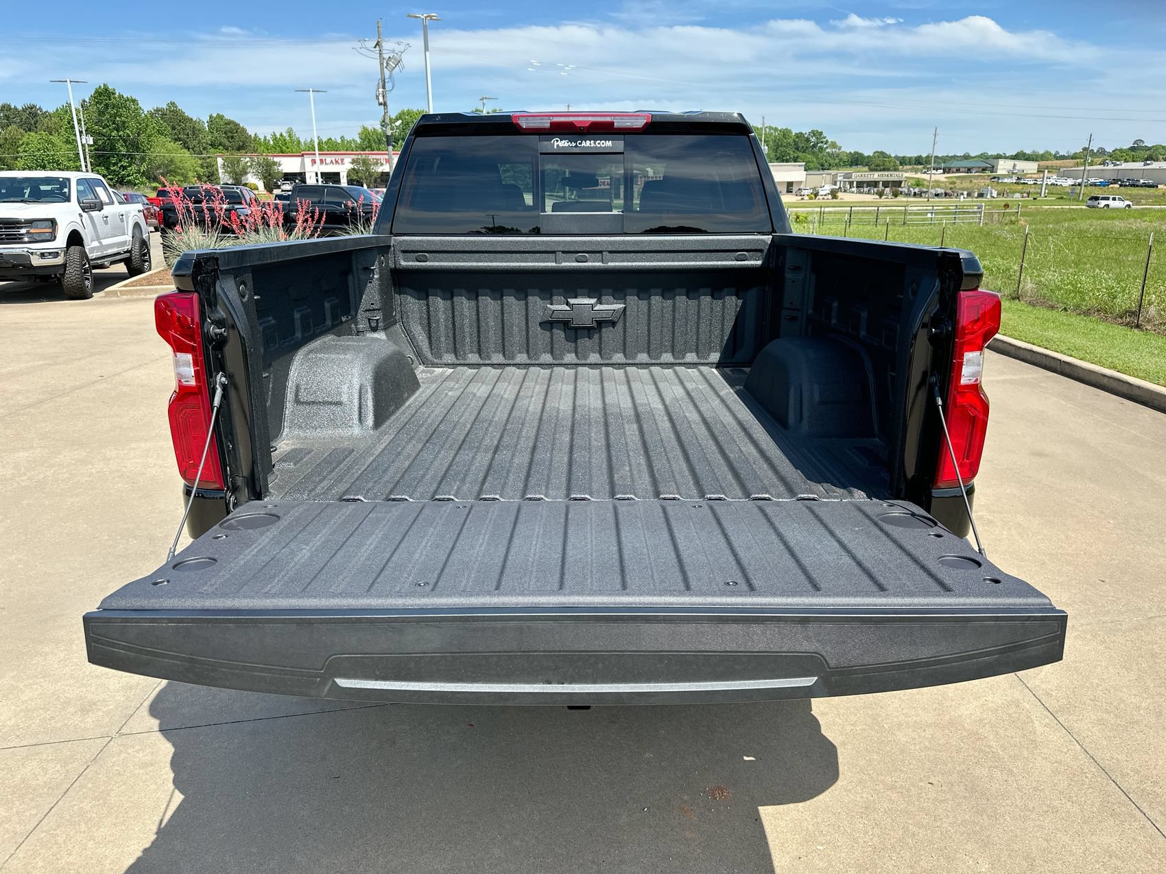 Used 2026 Chevrolet Silverado 1500 LT Trail Boss w/ LT Trail Boss Premium Package AWD/4WD image 23