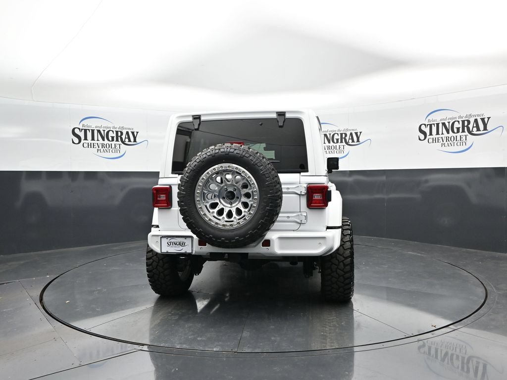 Used 2022 Jeep Wrangler Unlimited Sahara AWD/4WD image 6