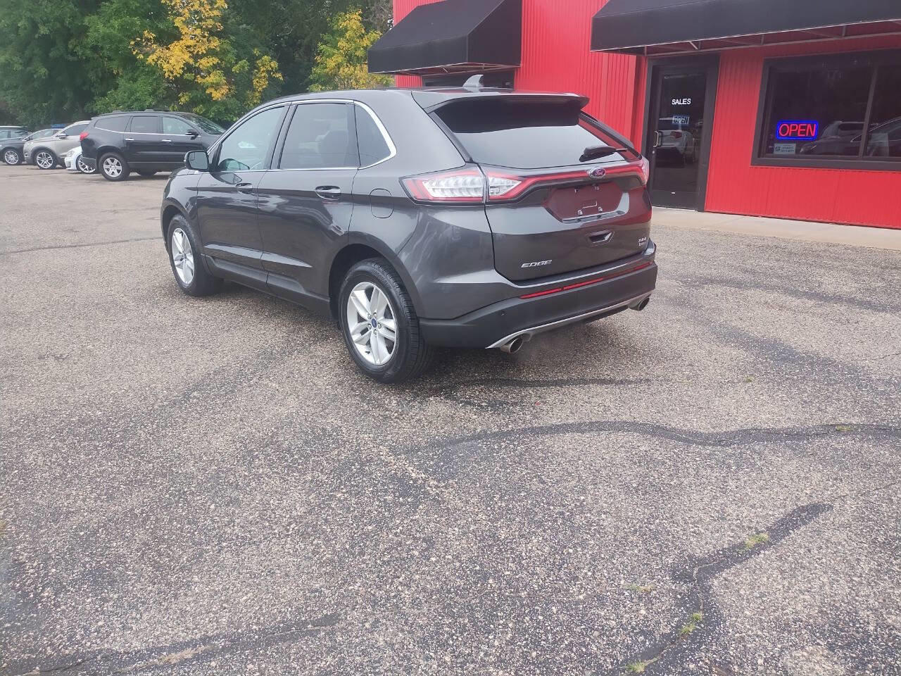 Used 2018 Ford Edge SEL w/ Equipment Group 201A image 13