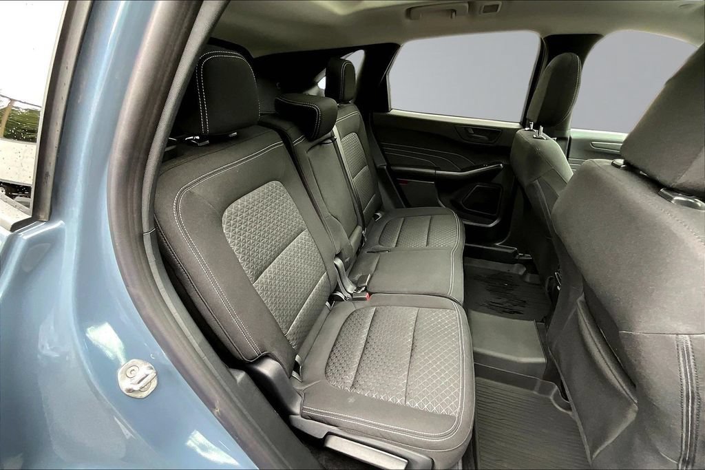 Used 2025 Ford Escape Active w/ Cold Weather Package FWD image 25