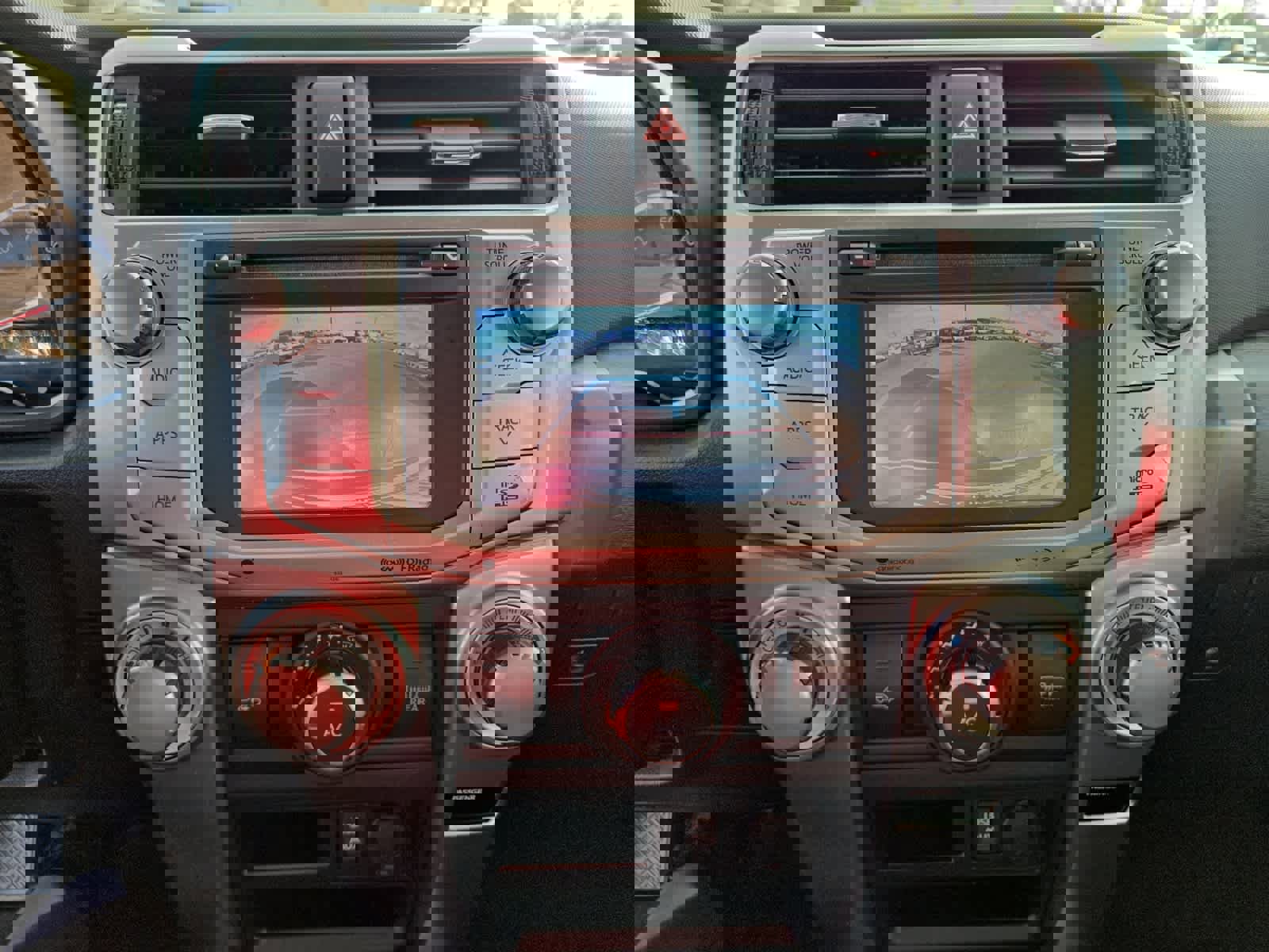 Used 2018 Toyota 4Runner SR5 image 18