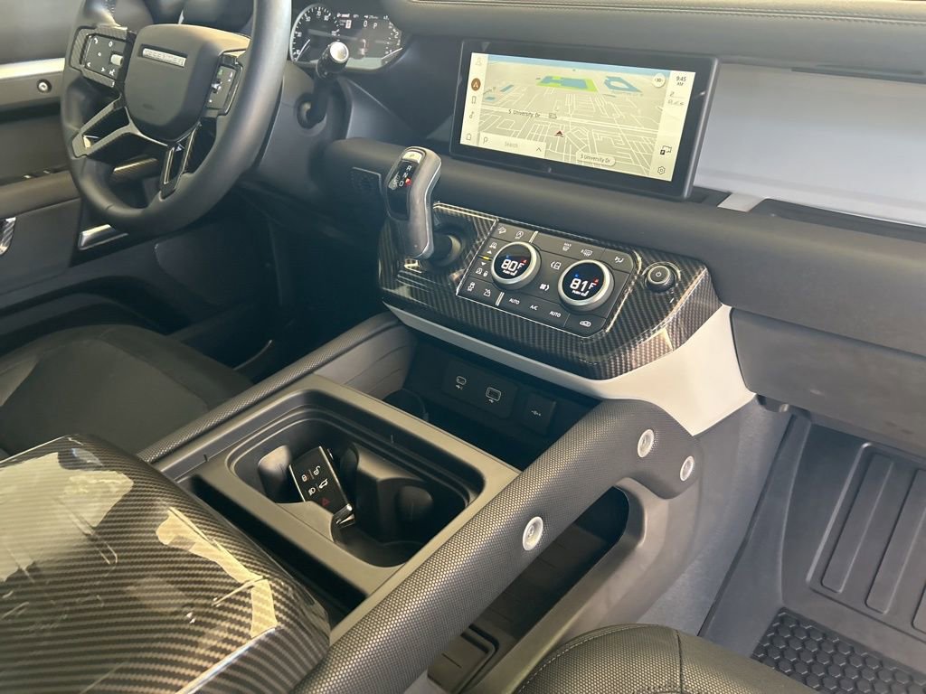 Used 2023 Land Rover Defender 110 X-Dynamic SE image 28
