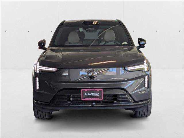 New 2025 Volvo EX90 Plus image 5