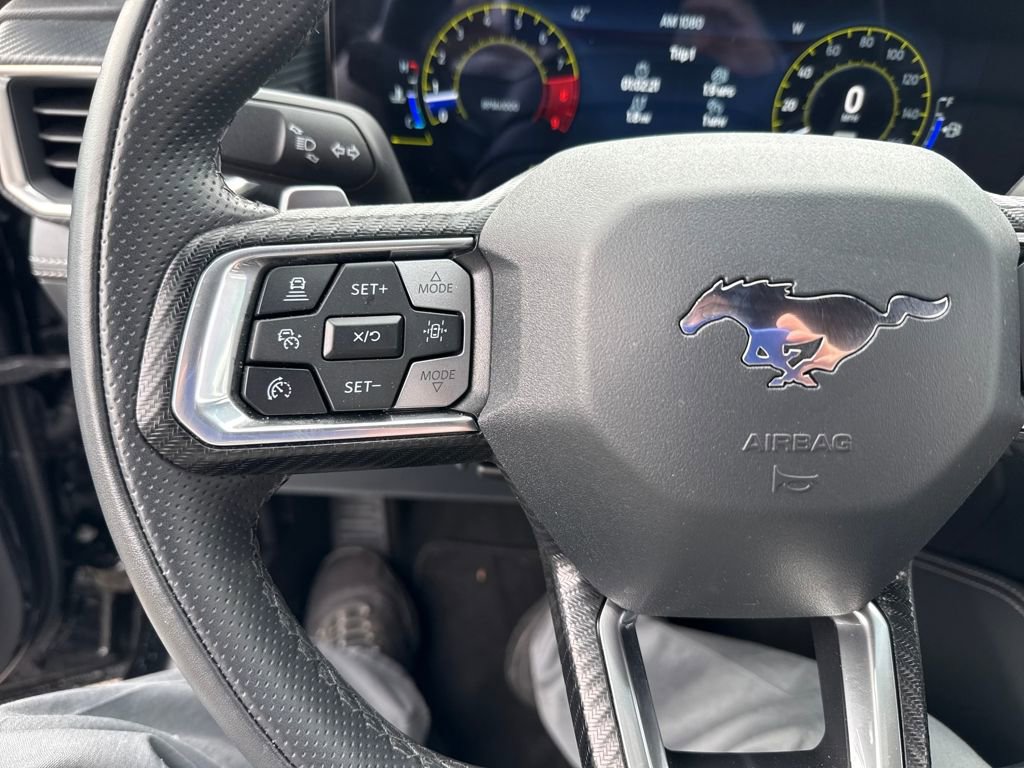 Used 2025 Ford Mustang GT Premium image 26