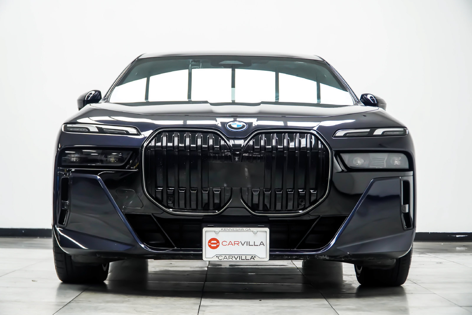 Used 2024 BMW 750e xDrive w/ Premium Package 2 AWD/4WD image 9